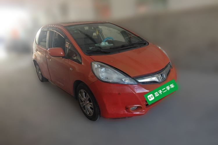 Used Honda Fit 2011 1.5L Automatic Luxury Edition Front Right 45 Deg