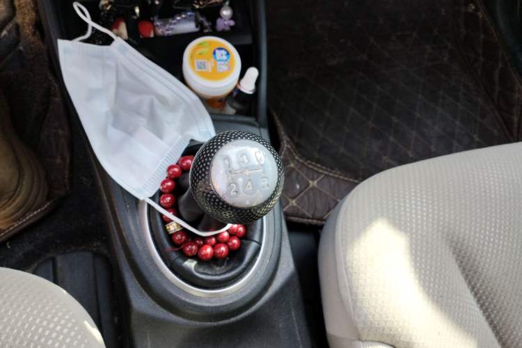 Used Honda Fit 2011 1.3L manual Comfort version Gear Lever