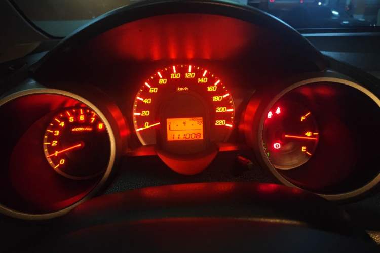 Used Honda Fit 2011 1.5L Automatic Luxury Edition Instrument Cluster