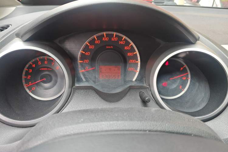 Used Honda Fit 2011 1.3L manual Comfort version Instrument Cluster