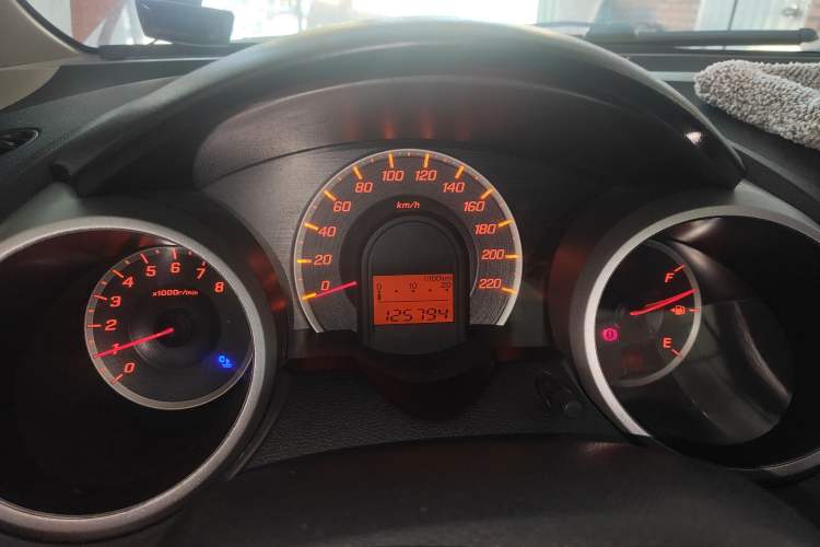 Used Honda Fit 2011 1.5L Automatic Luxury Edition Instrument Cluster