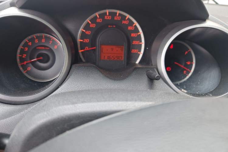 Used Honda Fit 2011 1.5L Automatic Luxury Edition Instrument Cluster
