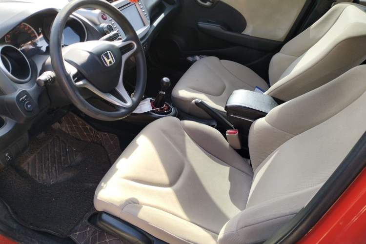 Used Honda Fit 2011 1.3L manual Comfort version Left Front Seat