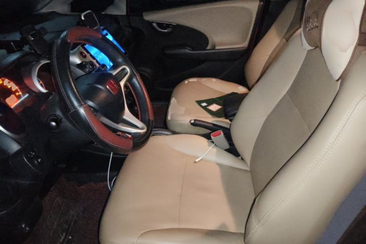 Used Honda Fit 2011 1.3L automatic comfort version Left Front Seat