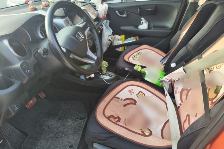 Used Honda Fit 2011 1.3L automatic comfort version Left Front Seat