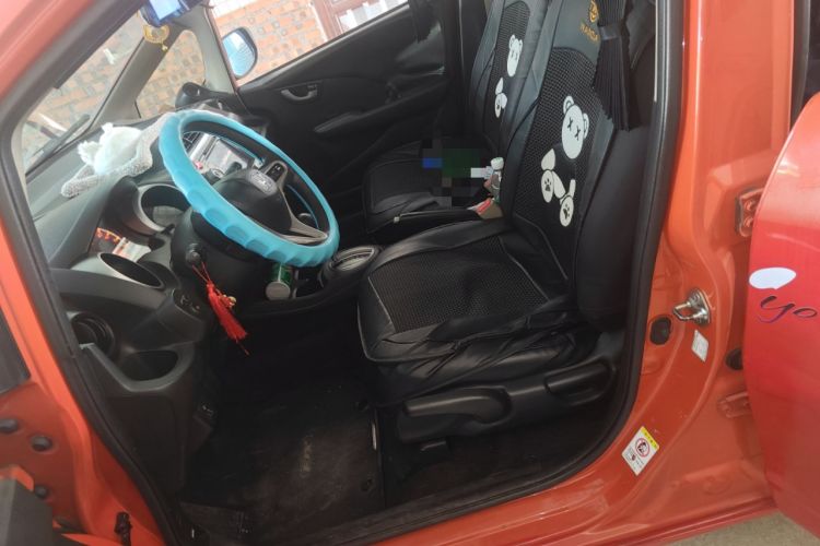 Used Honda Fit 2011 1.5L Automatic Luxury Edition Left Front Seat