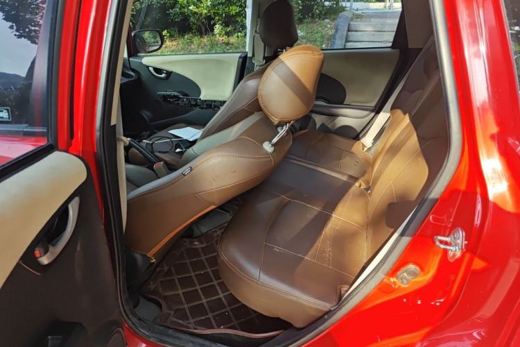 Used Honda Fit 2011 1.3L automatic comfort version Left Rear Seat