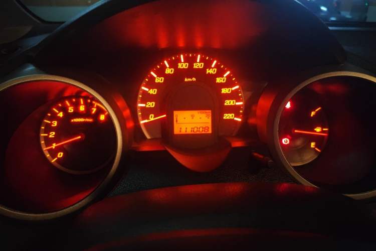 Used Honda Fit 2011 1.5L Automatic Luxury Edition Odometer Close Up