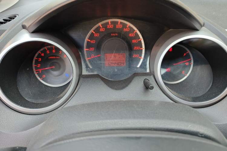 Used Honda Fit 2011 1.3L manual Comfort version Odometer Close Up