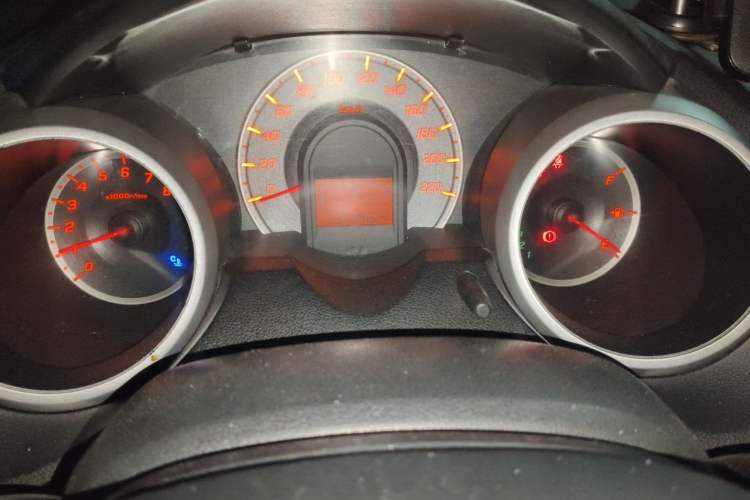 Used Honda Fit 2011 1.3L automatic comfort version Odometer Close Up