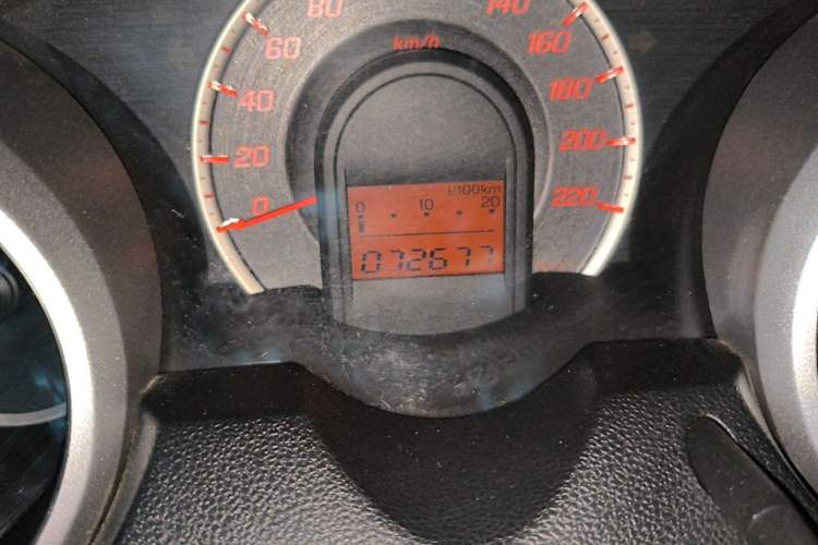 Used Honda Fit 2011 1.3L automatic comfort version Odometer Close Up