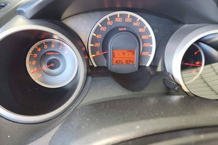 Used Honda Fit 2011 1.5L Automatic Luxury Edition Odometer Close Up