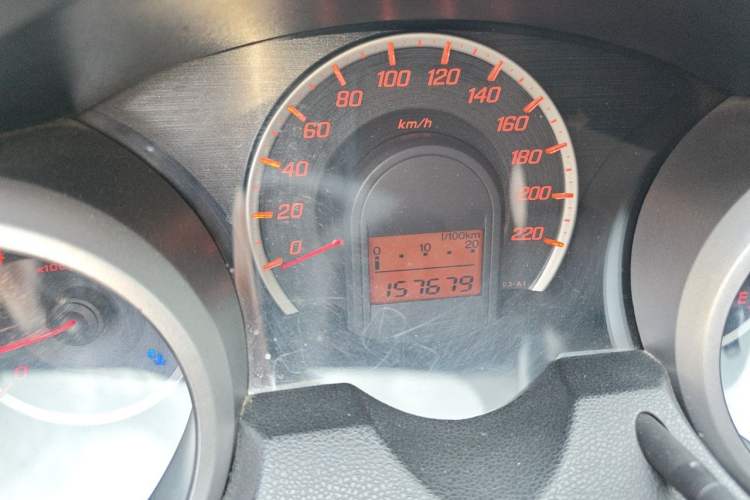 Used Honda Fit 2011 1.3L automatic comfort version Odometer Close Up