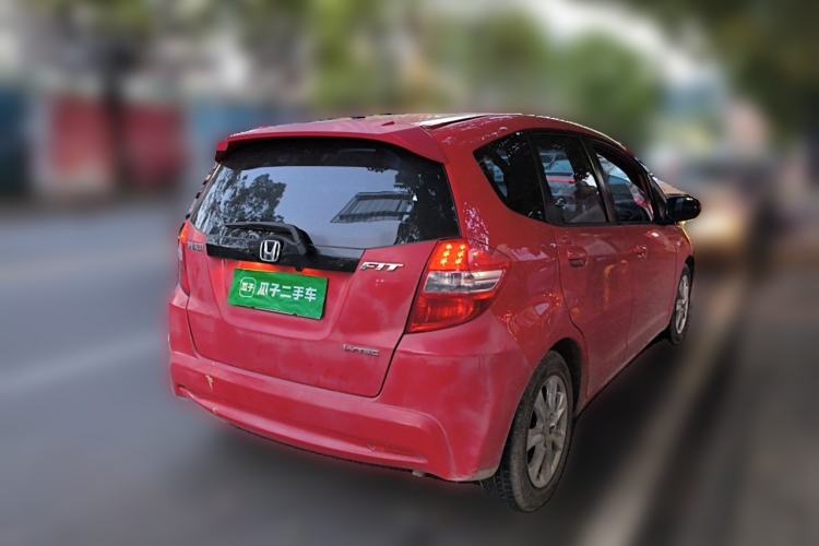 Used Honda Fit 2011 1.3L automatic comfort version Rear Right 45 Deg