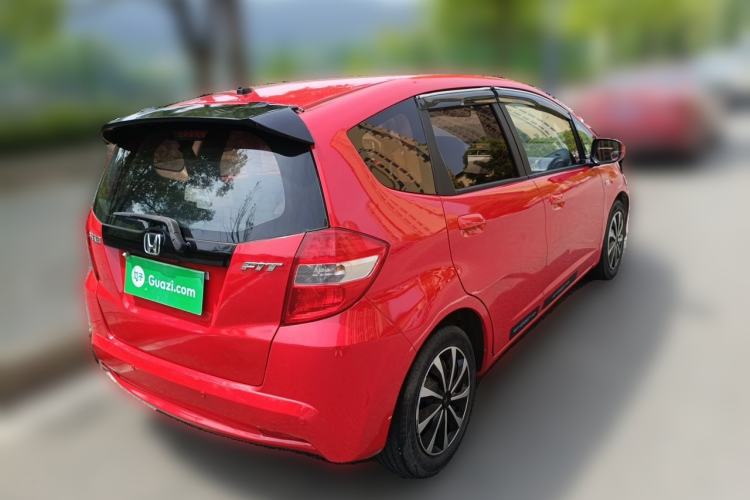Used Honda Fit 2011 1.3L automatic comfort version Rear Right 45 Deg