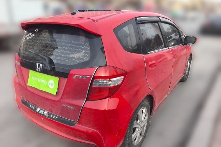 Used Honda Fit 2011 1.3L automatic comfort version Rear Right 45 Deg