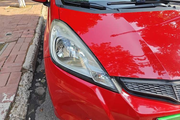 Used Honda Fit 2011 1.3L automatic comfort version Right Front Headlight
