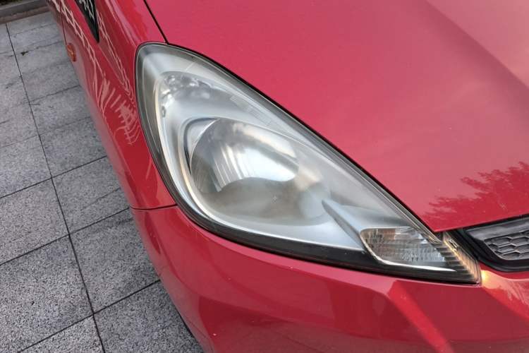 Used Honda Fit 2011 1.3L automatic comfort version Right Front Headlight