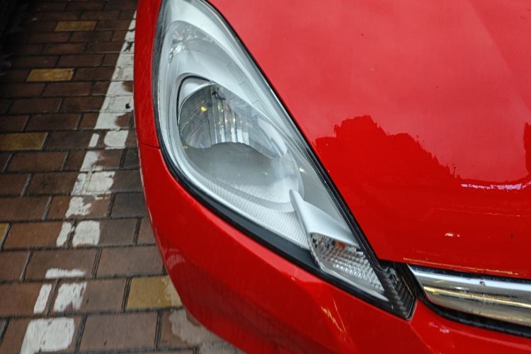 Used Honda Fit 2011 1.5L Automatic Luxury Edition Right Front Headlight