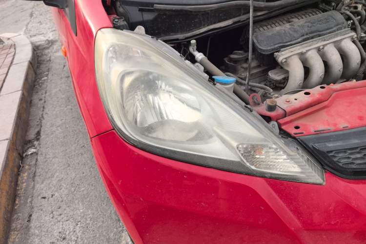 Used Honda Fit 2011 1.3L automatic comfort version Right Front Headlight