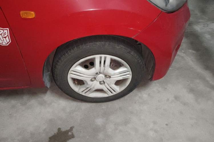 Used Honda Fit 2011 1.3L automatic comfort version Right Front Wheel Hub