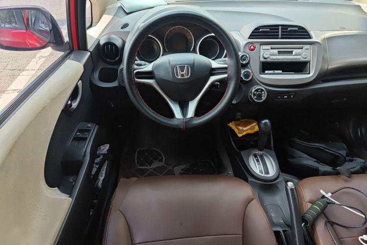 Used Honda Fit 2011 1.3L automatic comfort version Steering Wheel