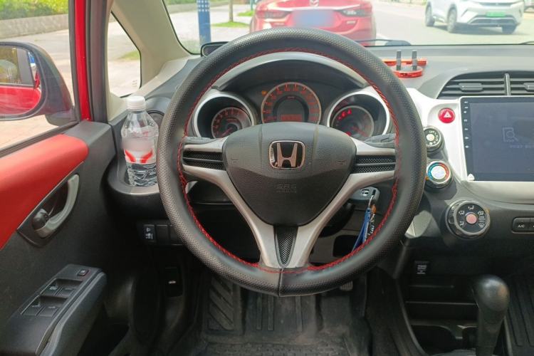 Used Honda Fit 2011 1.3L automatic comfort version Steering Wheel