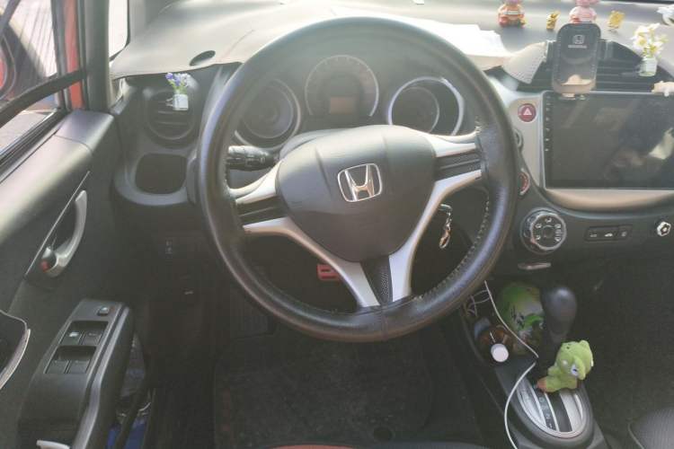 Used Honda Fit 2011 1.3L automatic comfort version Steering Wheel
