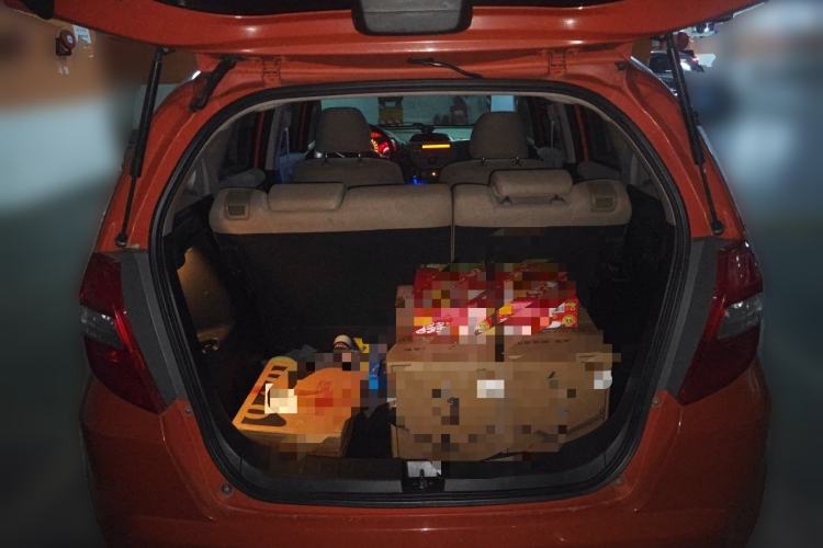 Used Honda Fit 2011 1.5L Automatic Luxury Edition Trunk