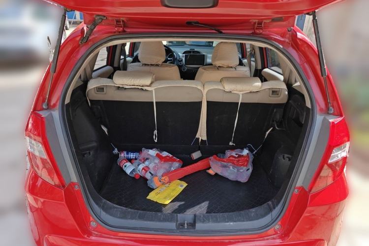 Used Honda Fit 2011 1.3L manual Comfort version Trunk