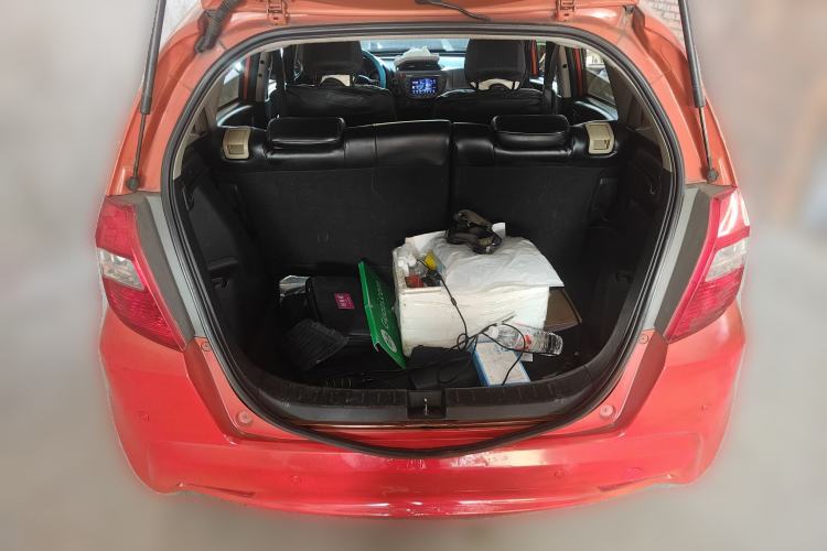Used Honda Fit 2011 1.5L Automatic Luxury Edition Trunk