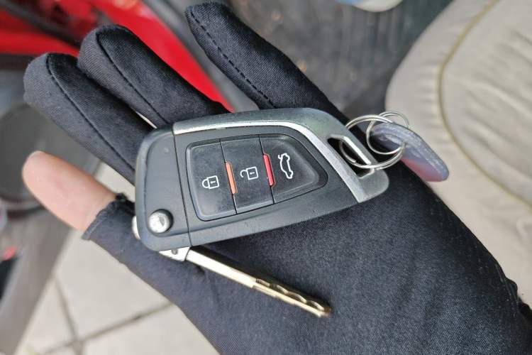 Used Honda Fit 2011 1.3L manual Comfort version Vehicle Key
