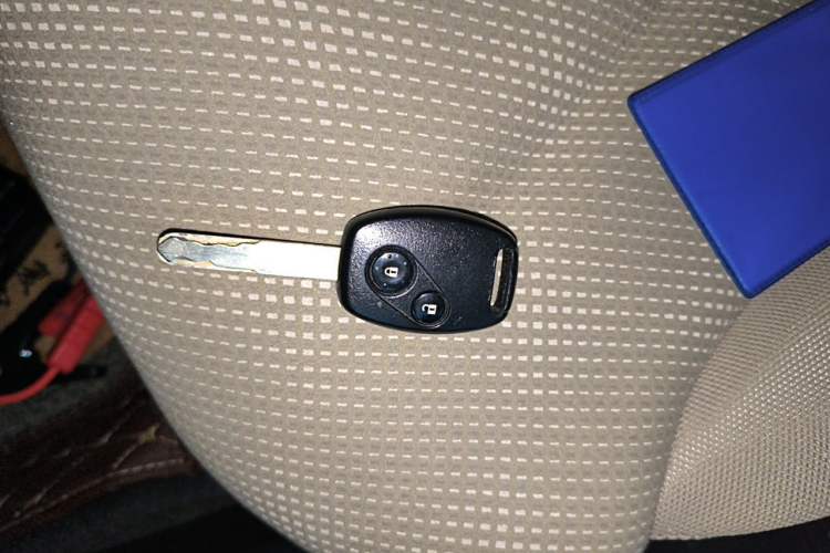 Used Honda Fit 2011 1.3L automatic comfort version Vehicle Key