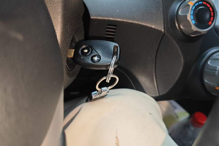 Used Honda Fit 2011 1.5L Automatic Luxury Edition Vehicle Key