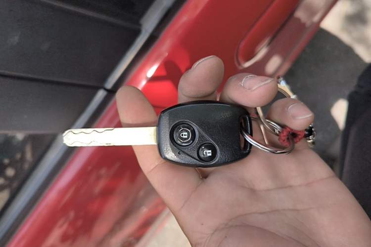 Used Honda Fit 2011 1.5L Automatic Luxury Edition Vehicle Key