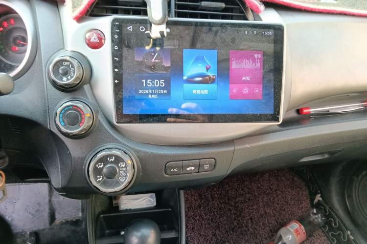 Used Honda Fit 2011 1.3L automatic comfort version Audio And AC Panel