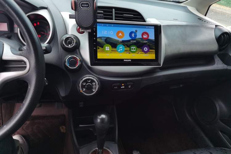 Used Honda Fit 2011 1.3L automatic comfort version Audio And AC Panel