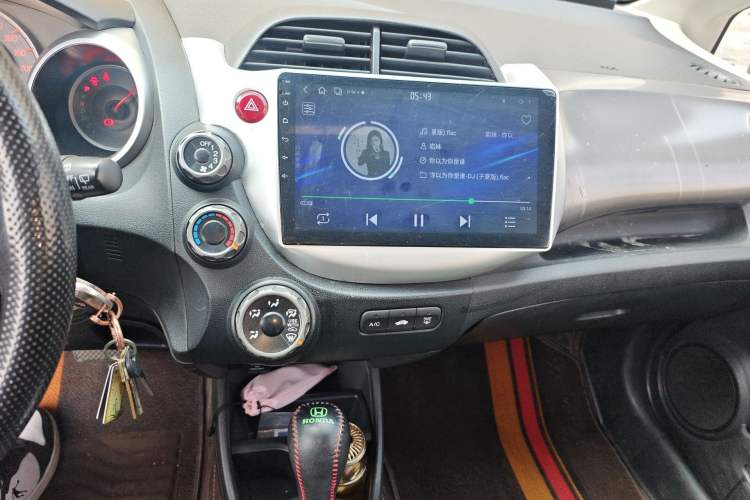 Used Honda Fit 2011 1.3L automatic comfort version Audio And AC Panel