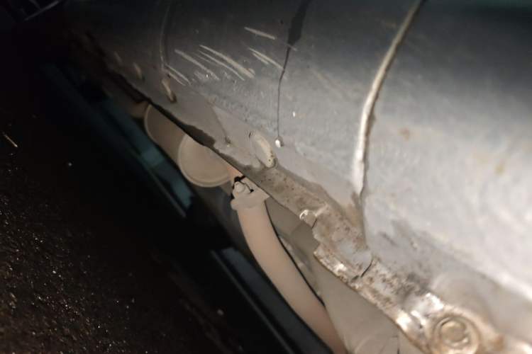 Used Honda Fit 2011 1.3L automatic comfort version Chassis Front Right