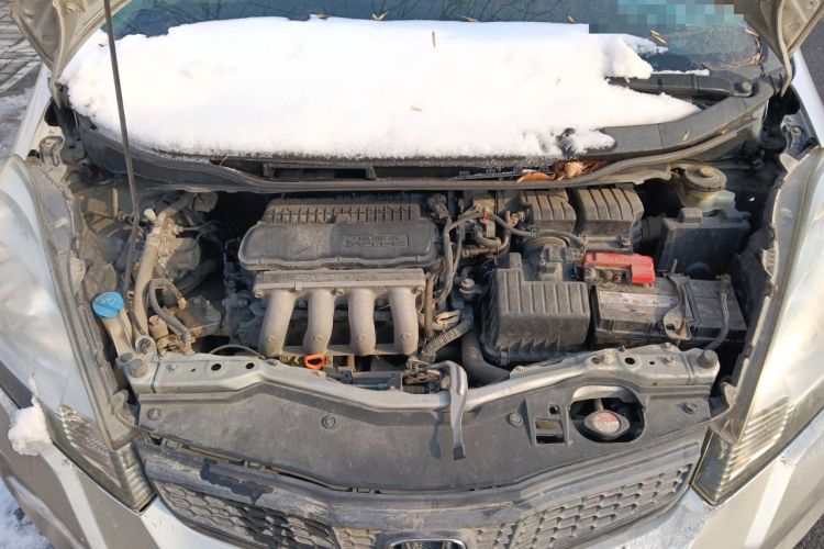 Used Honda Fit 2011 1.3L automatic comfort version Engine Bay