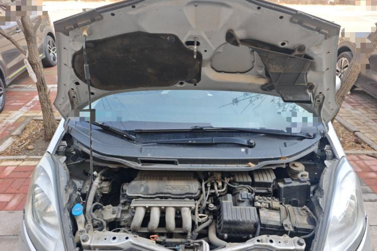 Used Honda Fit 2011 1.3L automatic comfort version Engine Bay