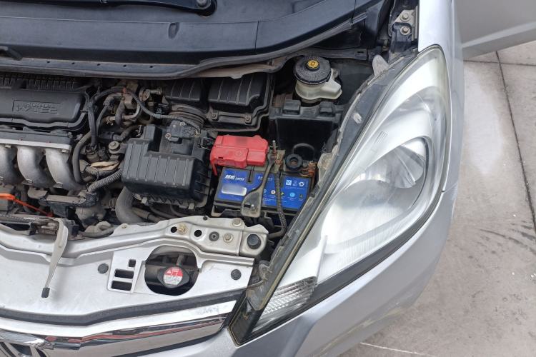 Used Honda Fit 2011 1.3L automatic comfort version Engine Bay Left