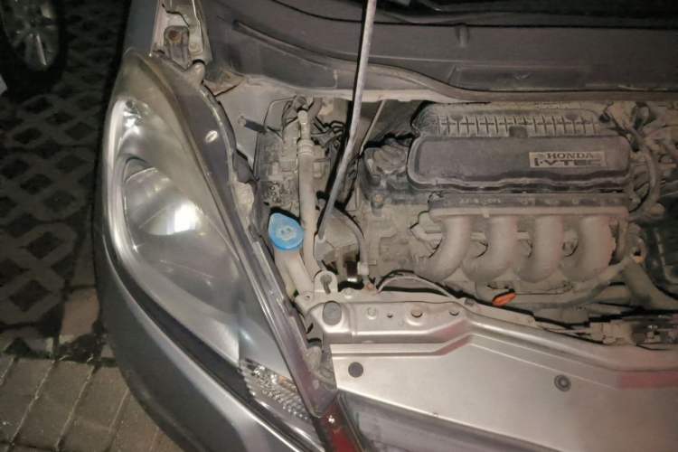 Used Honda Fit 2011 1.3L manual Comfort version Engine Bay Right