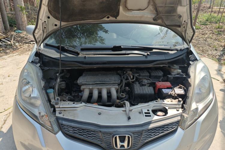 Used Honda Fit 2011 1.3L automatic comfort version Engine Bay
