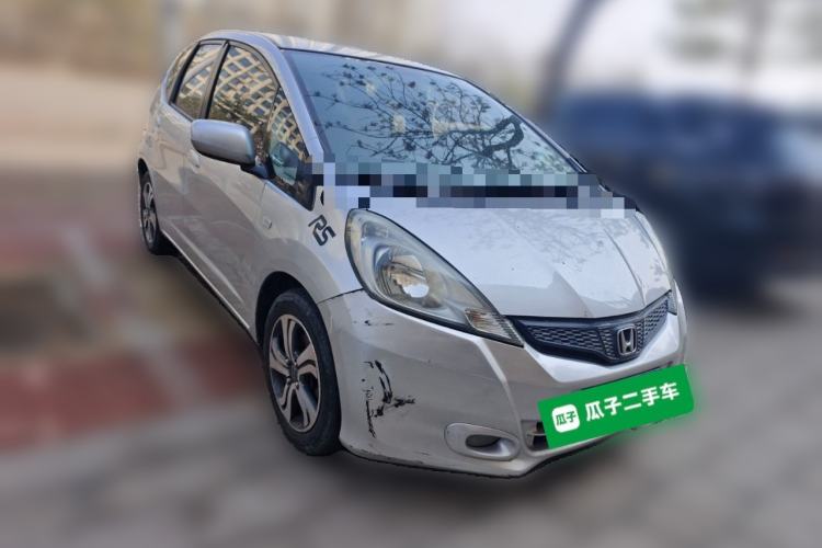 Used Honda Fit 2011 1.3L automatic comfort version Front Right 45 Deg