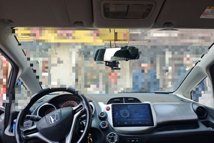 Used Honda Fit 2011 1.3L automatic comfort version Headliner