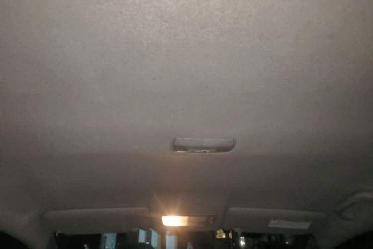 Used Honda Fit 2011 1.3L manual Comfort version Headliner