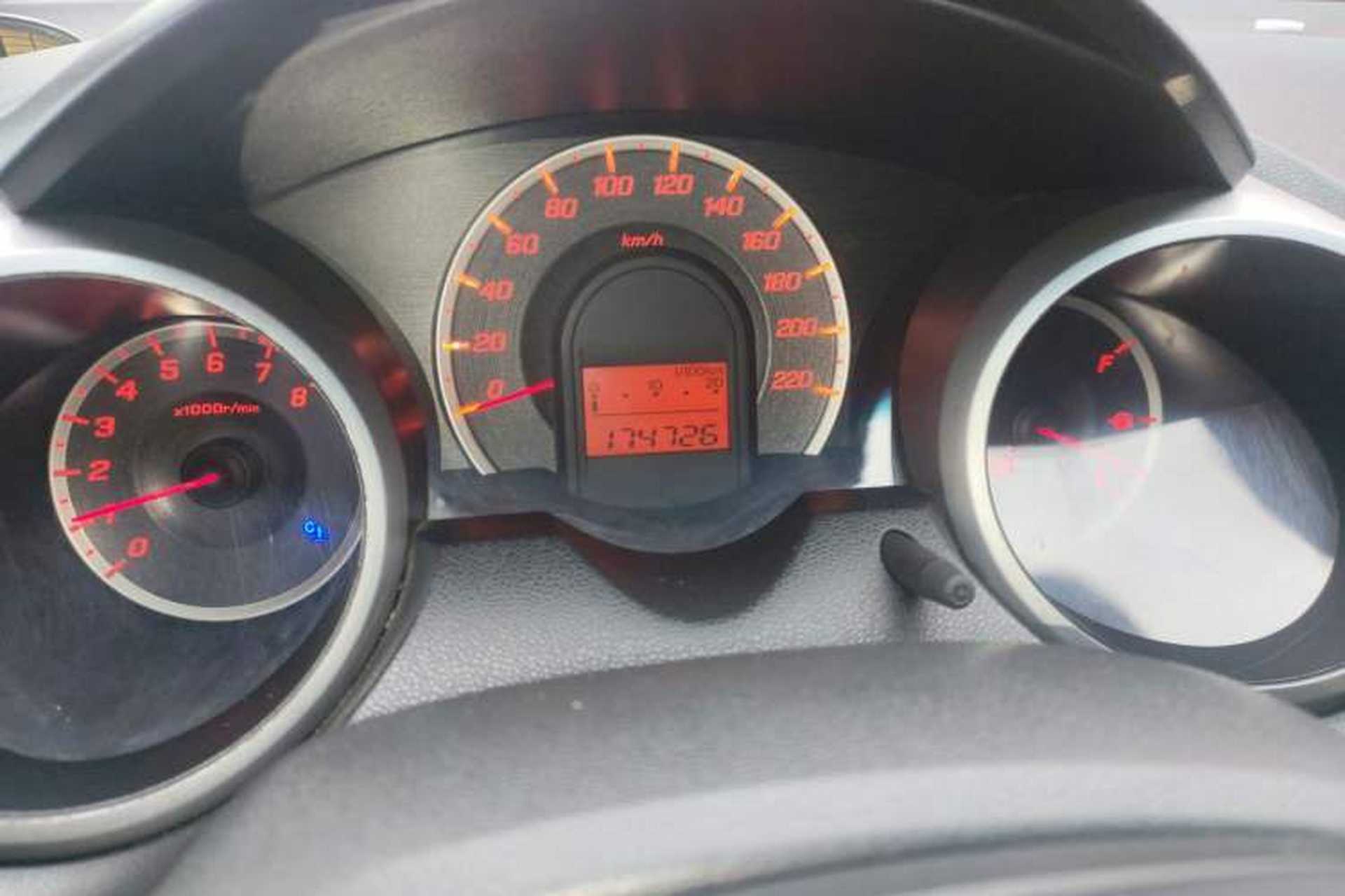 Used Honda Fit 2011 1.5L manual luxury version Instrument Cluster