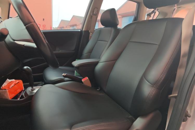 Used Honda Fit 2011 1.3L automatic comfort version Left Front Seat
