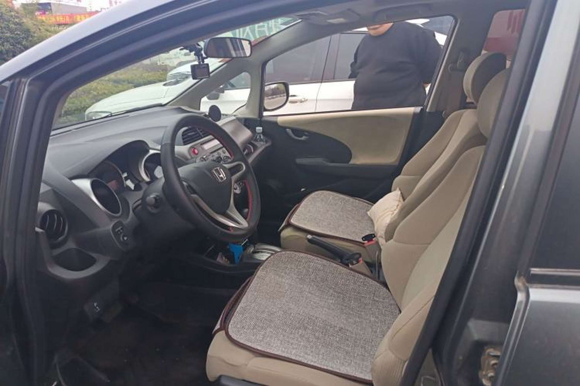 Used Honda Fit 2011 1.5L Automatic Luxury Edition Left Front Seat
